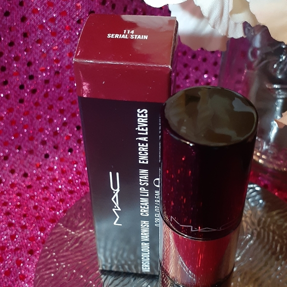 Mac cosmetics versicolor varnish cream lip stain in serial stain - Picture 2 of 2